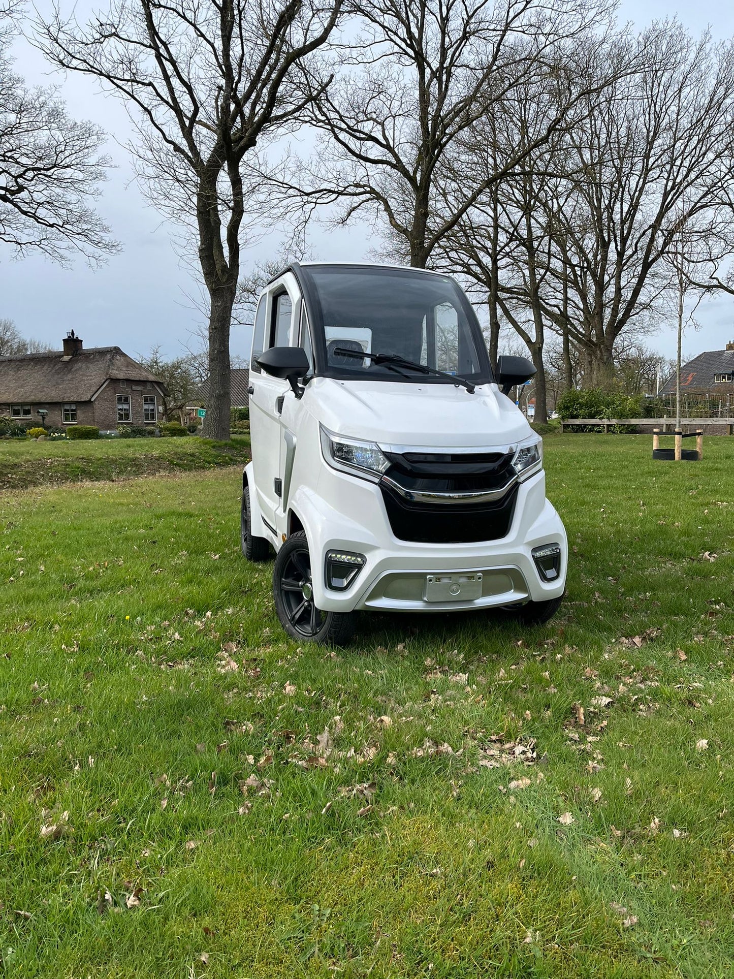 FSC-X8 Elektrische brommobiel Rijbewijsvrij | 45 km/u | Volledig elektrisch