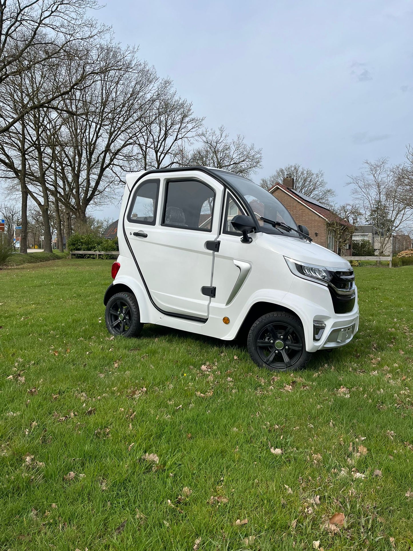 FSC-X8 Elektrische brommobiel Rijbewijsvrij | 45 km/u | Volledig elektrisch