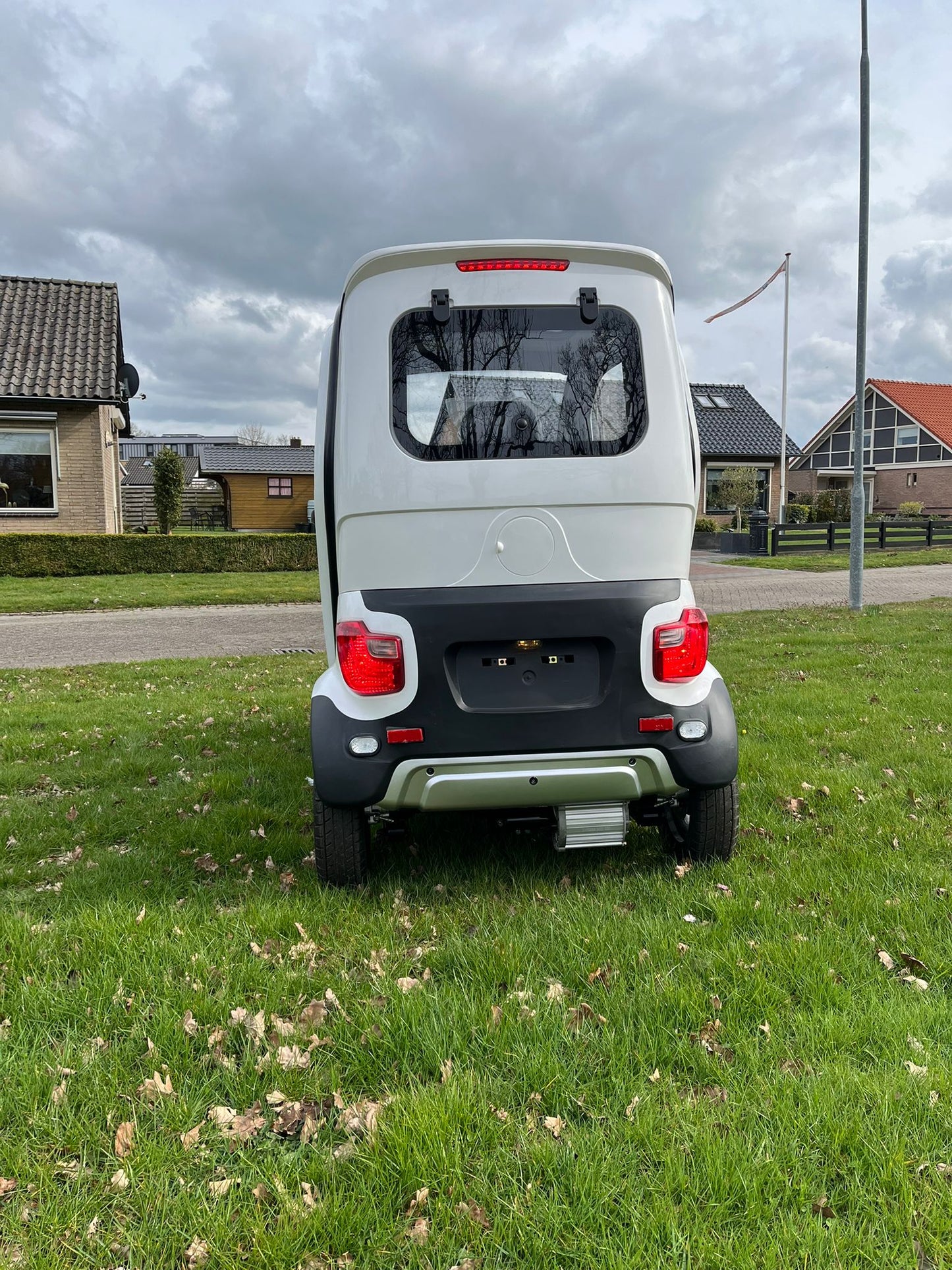 FSC-X8 Elektrische brommobiel Rijbewijsvrij | 45 km/u | Volledig elektrisch