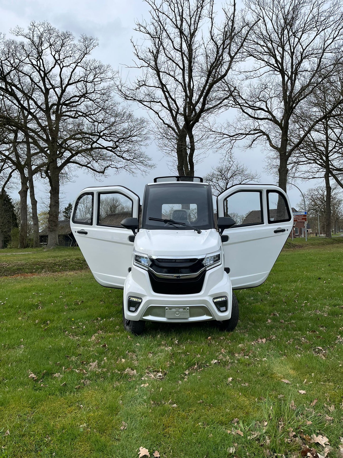 FSC-X8 Elektrische brommobiel Rijbewijsvrij | 45 km/u | Volledig elektrisch