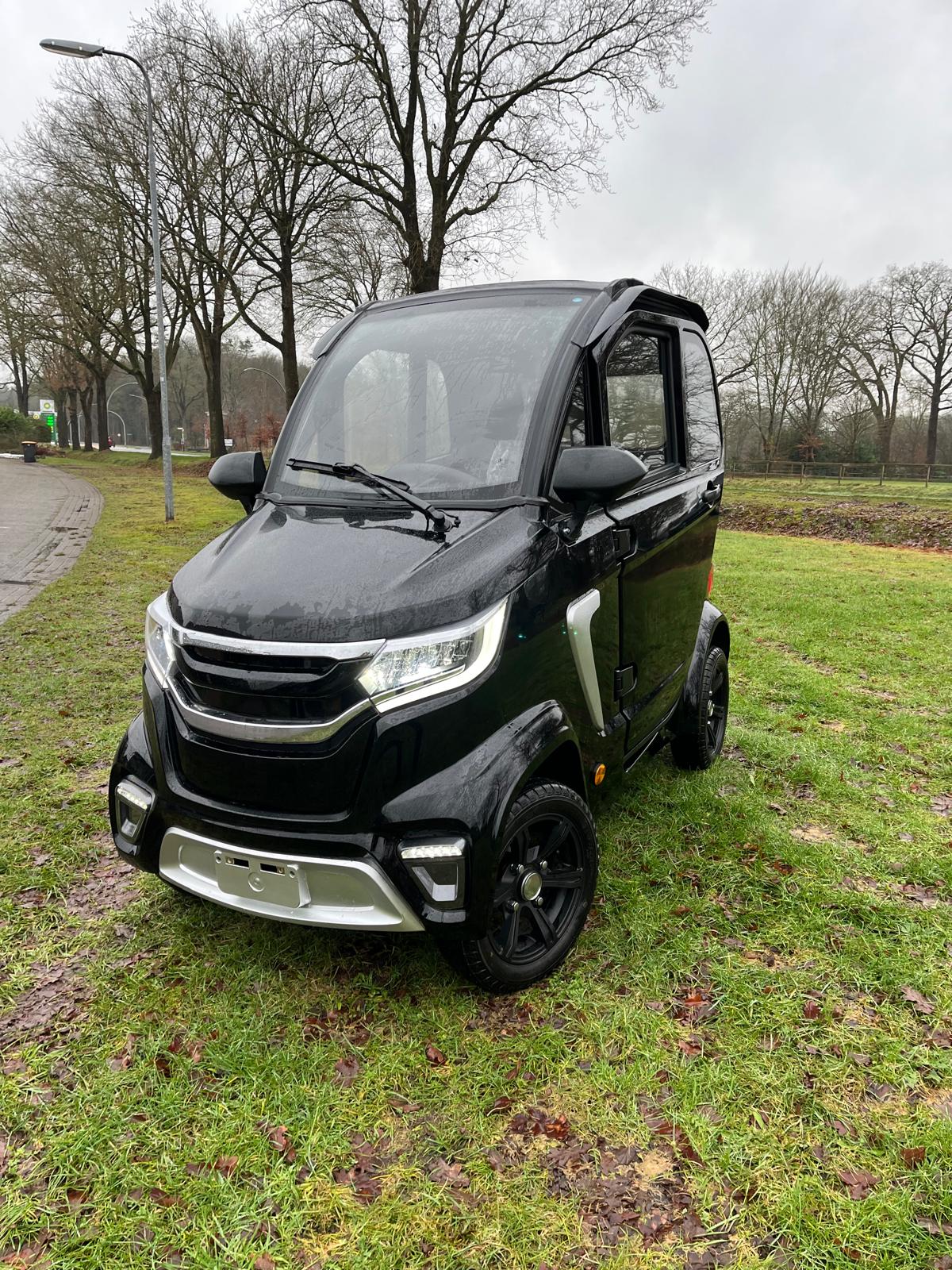 FSC-X8 Elektrische brommobiel Rijbewijsvrij | 45 km/u | Volledig elektrisch